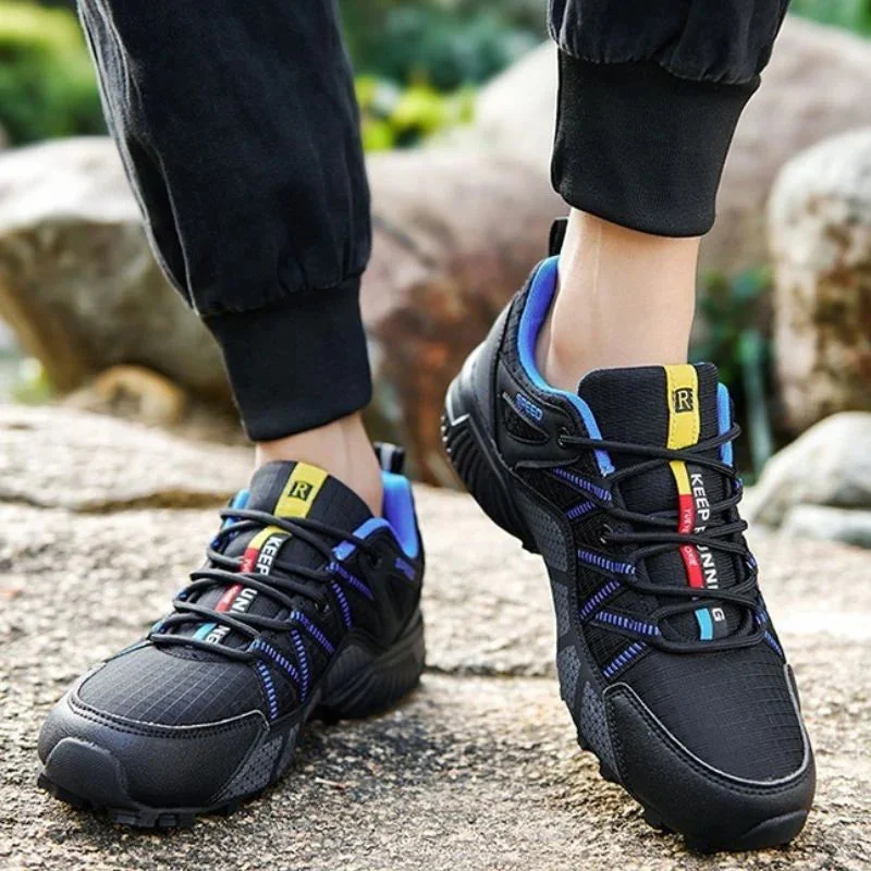 Alti Grip Walking Shoes