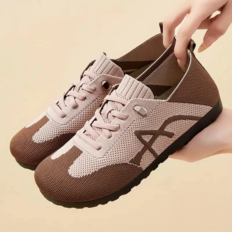Clara Flex Wide Toe Box Shoes