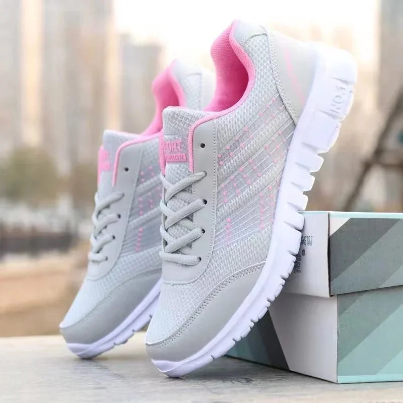 Claudia Sprint Sneakers