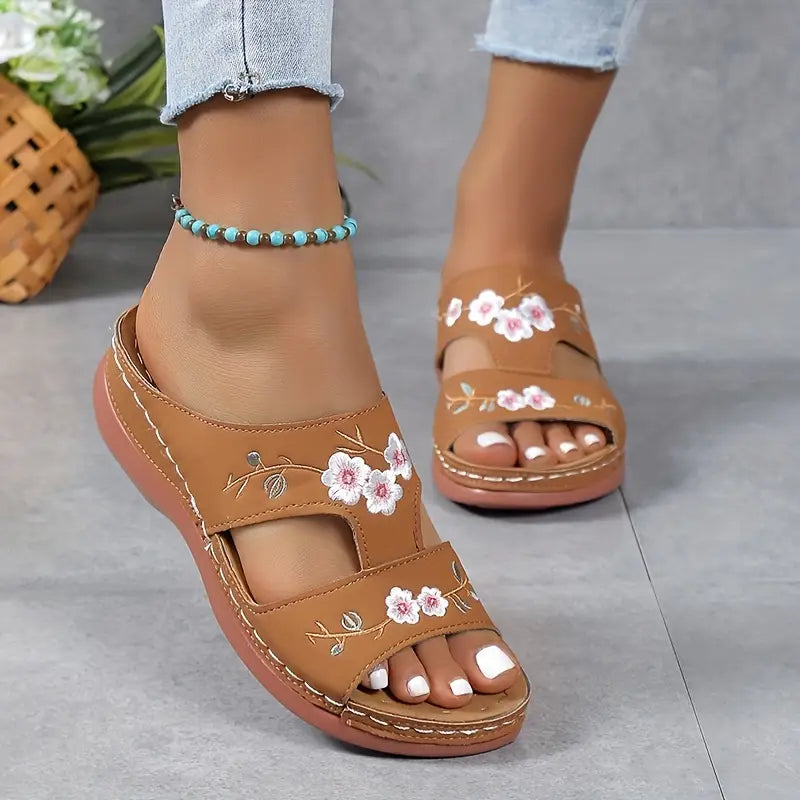 Daisy Wedge Sandals — Cloud Slides