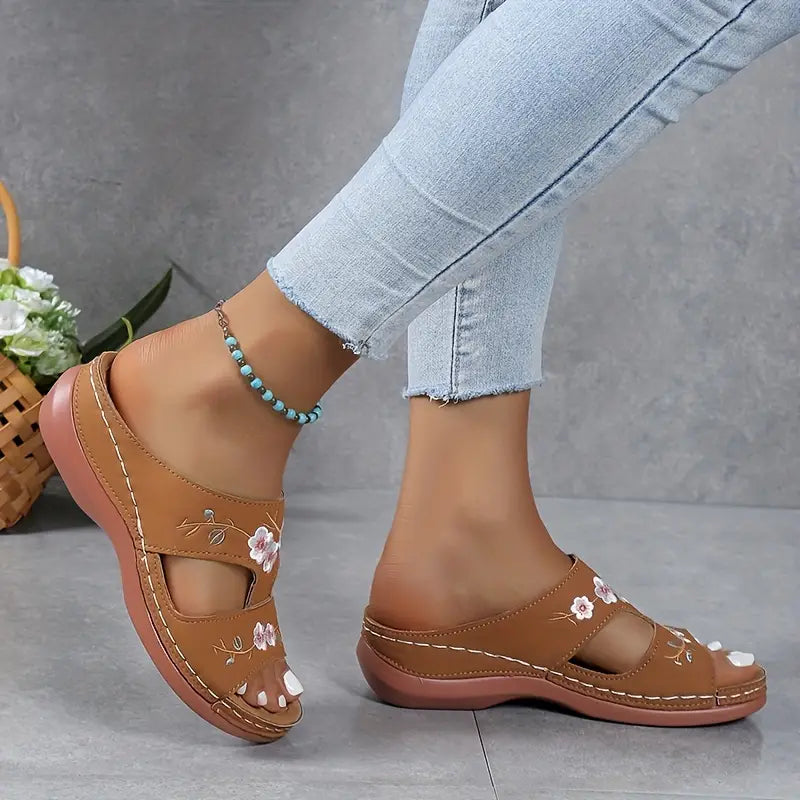 Daisy Wedge Sandals