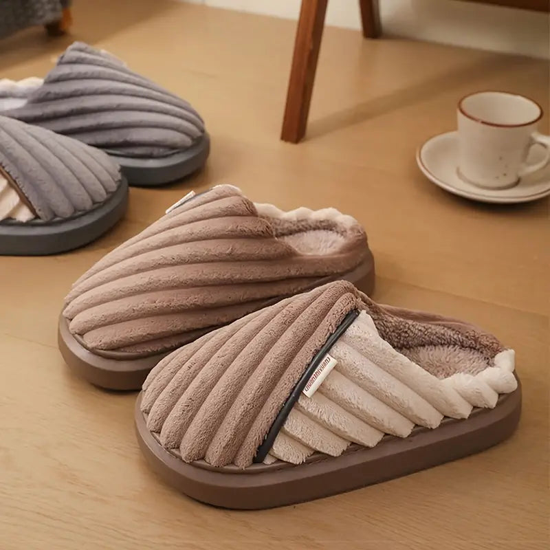 Geometric Pattern Slippers
