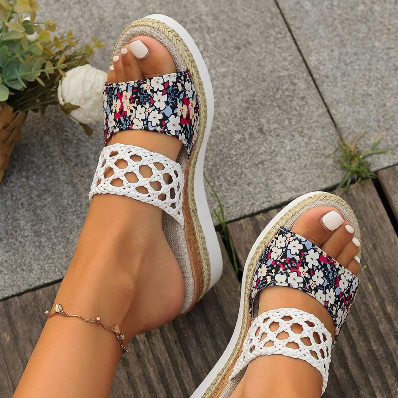 Straw Woven Wedge Sandals